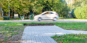 Fontos mérföldkövéhez ért a Siklósi út gyalogátkelőhelyének építése