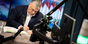 Orbán Viktor bejelentette, milyen emelések jönnek jövőre